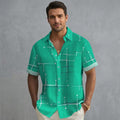 Camisa de hombre de corte relajado con botones y estampado geométrico