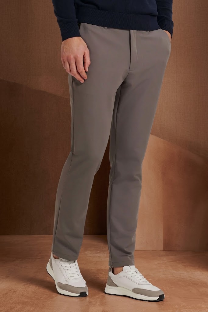 LOS PANTALONES TECNOLÓGICOS